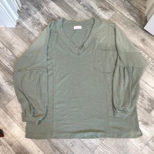 Pink Lily light weight sweater. Never worn no tags. Size 3xl